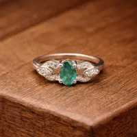 Natural Zambian Emerald Ring- 92.5 Silver Sterling Ring- Oval Cut Gemstone- Everyday Wear Jewellery- Floral Leaf Ring- vintage Emerald Ring