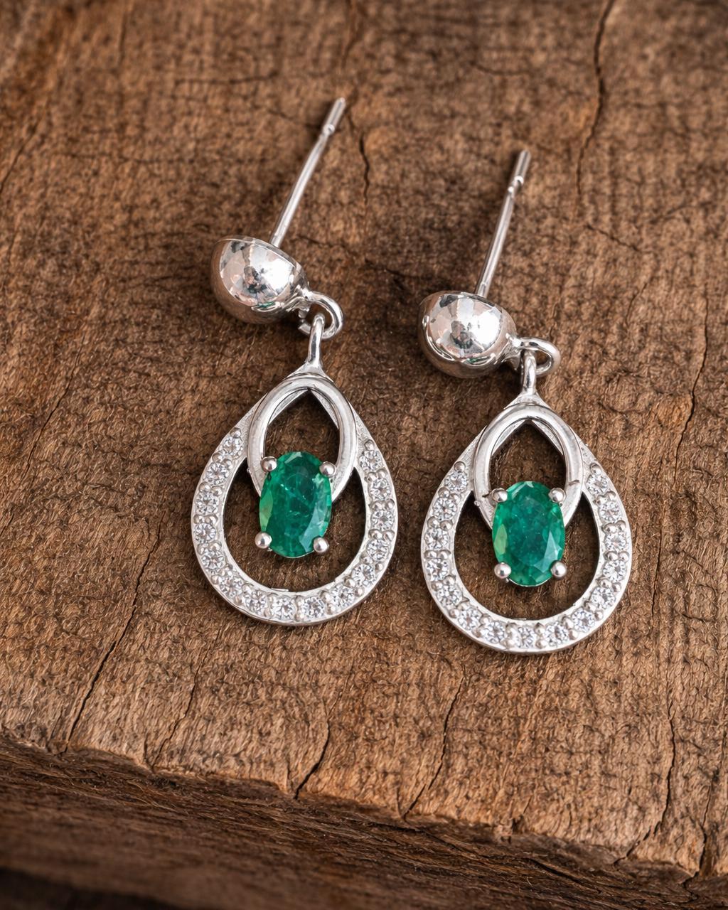Natural Emerald Drop Earrings- 925 Sterling Silver Earrings- Geniune Green Emerald Earrings- Elegant Jewellery Gift For her - Image 2