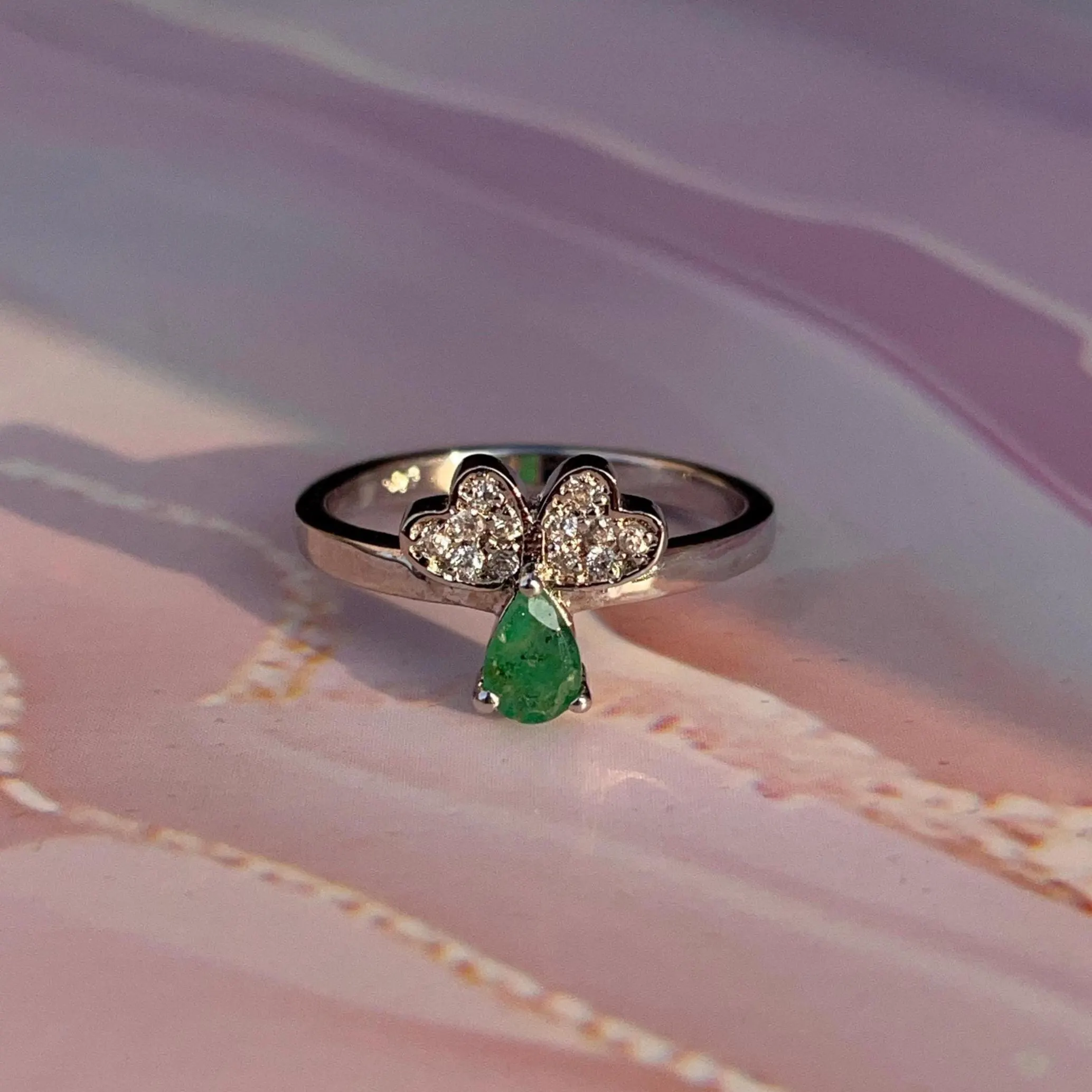 Vintage Style Natural Zambian Emerald in 925 Silver -Vivid Green Gemstone Statement Ring - Classic Daily Wear Emerald Ring - Pear Shape Ring - Image 5