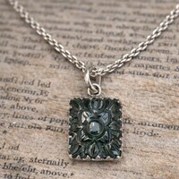 Natural Emerald Curved Pandent- 925 Sterling Silver Pandent- Curved Floral Pandent- Vintage Gemstone Necklace- Women's Jewellery- Gift Her