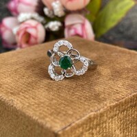 Natural Zambian Emerald Clover Ring -92.5 Sterling Silver Ring -Rich Green Gemstone  -Floral Design -Everyday Elegant Ring-Round Shape Ring
